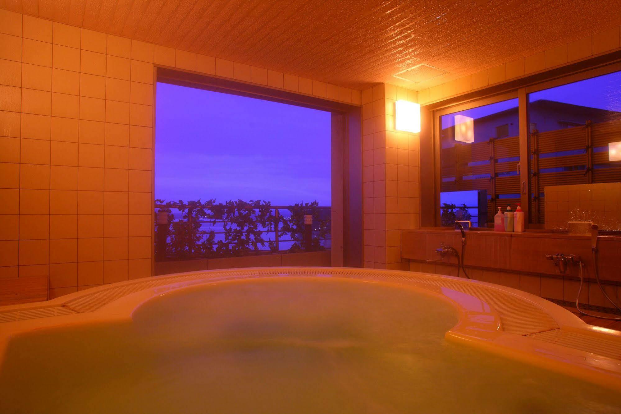 Hotel Eihokaku Himi Exteriér fotografie